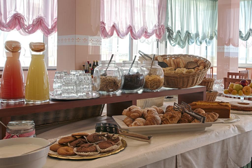 Hotel Barca D'Oro Bellaria-Igea Marina Exteriér fotografie